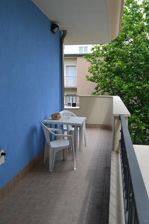 Residence Blu Marine Ріміні Номер фото