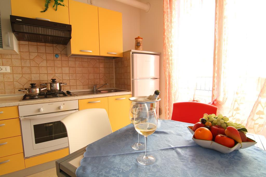 Residence Blu Marine Ріміні Номер фото
